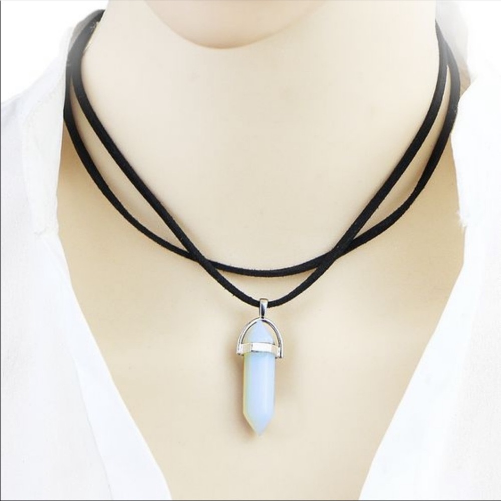 Crystal pendant necklace - Picture 7 of 12